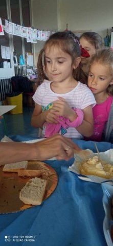 b_1024_768_0_00_images_2023_2024_Swietlica_Dzien_chleba_394748893_792096019385015_8170233490187882716_n